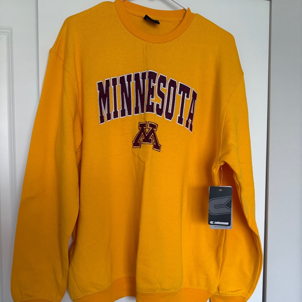 *NEW WITH TAGS* Colosseum Gold Minnesota Gopher Crewneck Sweatshirt - Size L